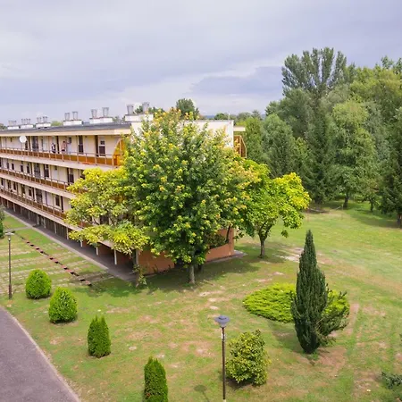 Helikon 32 Apartman Keszthely Exterior photo